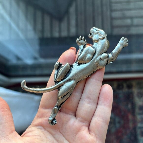 Darkened Silver-tone Large Panther Jaguar Brooch Pin - Picture 4 of 4